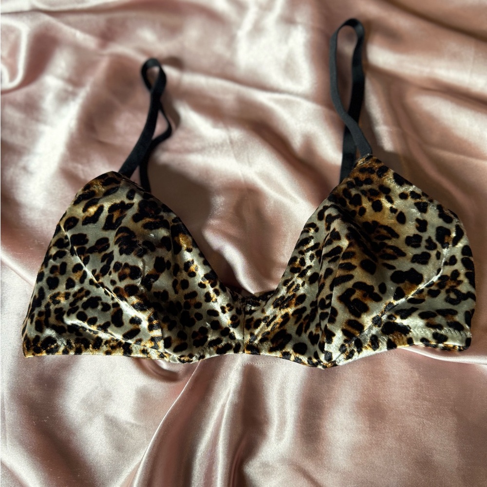 Velvet Leopard Print Women's Clasp Bralette XL